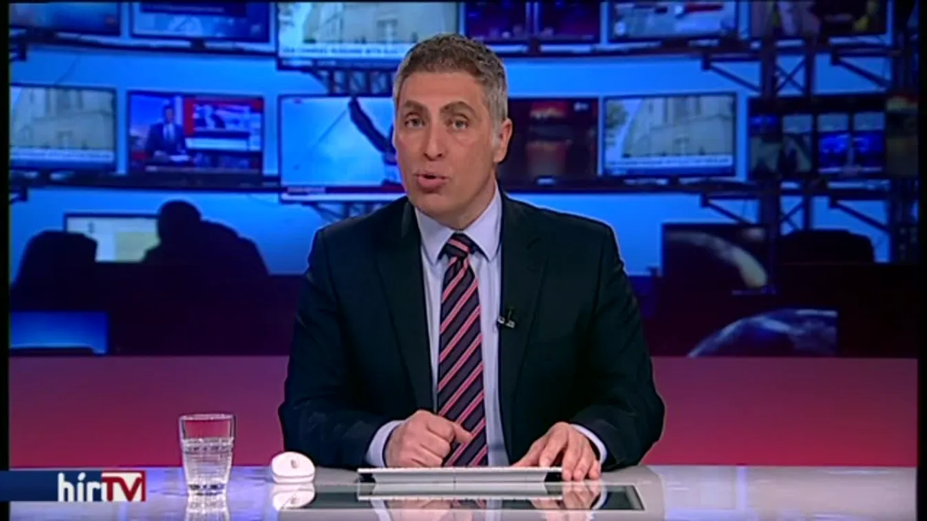 Elvtársazással válaszolt Lázár