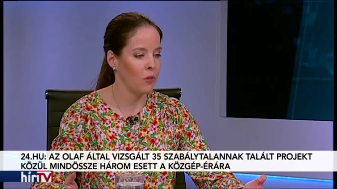 Lapzárta - Üvegplafon