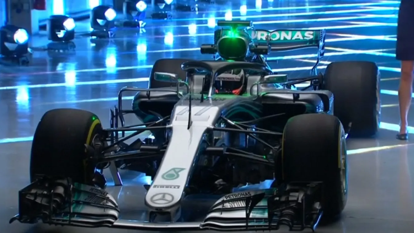A Mercedes és a Ferrari is bemutatta 2018-as versenyautóját
