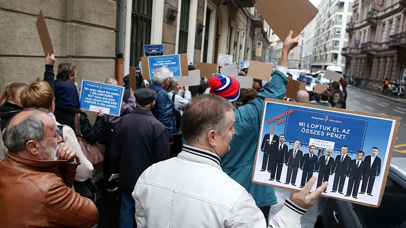 Újra tüntettek a quaestorosok