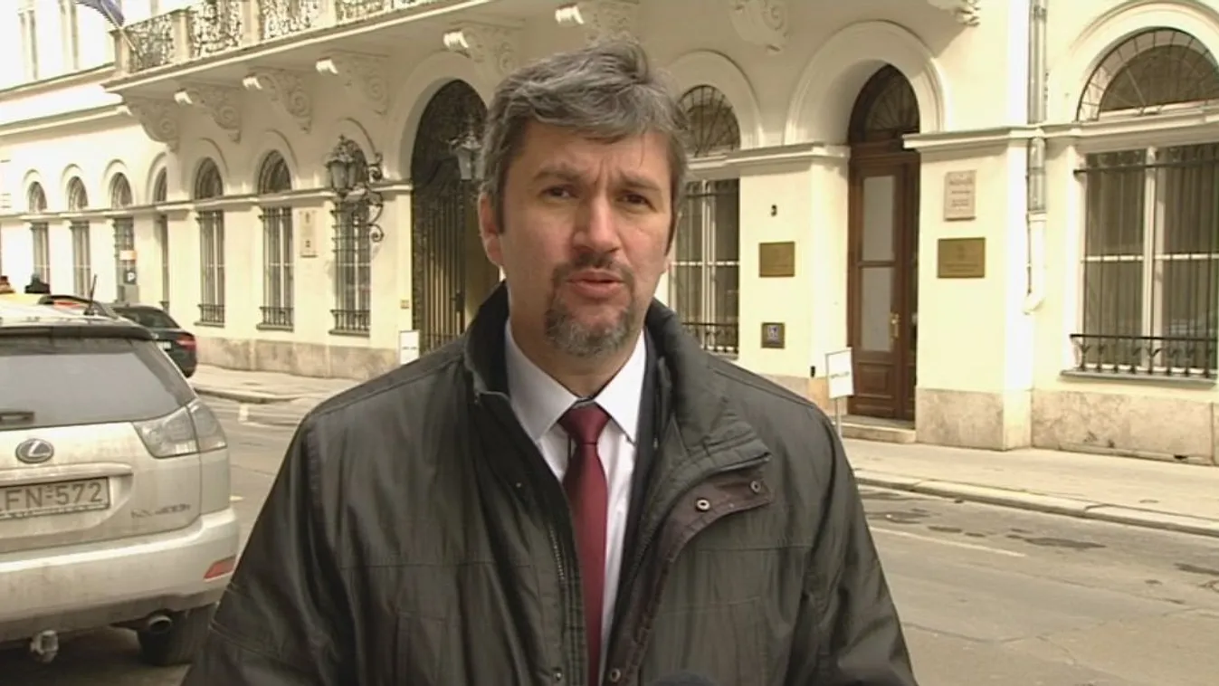 Hadházy: Balog a felelőse az egyértelmű lopásnak