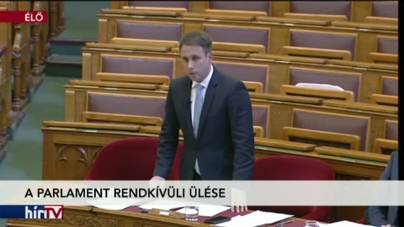 Ügynöklisták: a parlament rendkívüli ülése