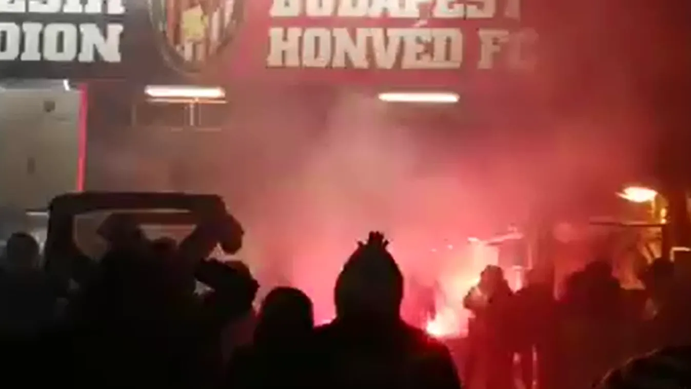 Rosszul viselték a Honvéd-szurkolók, hogy elmaradt a meccs