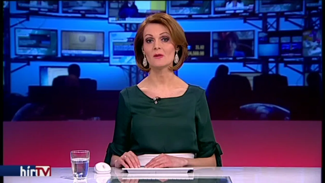 Csak egy ajánlóívet írt alá, mégis több párt ívén szerepel a kézjegye