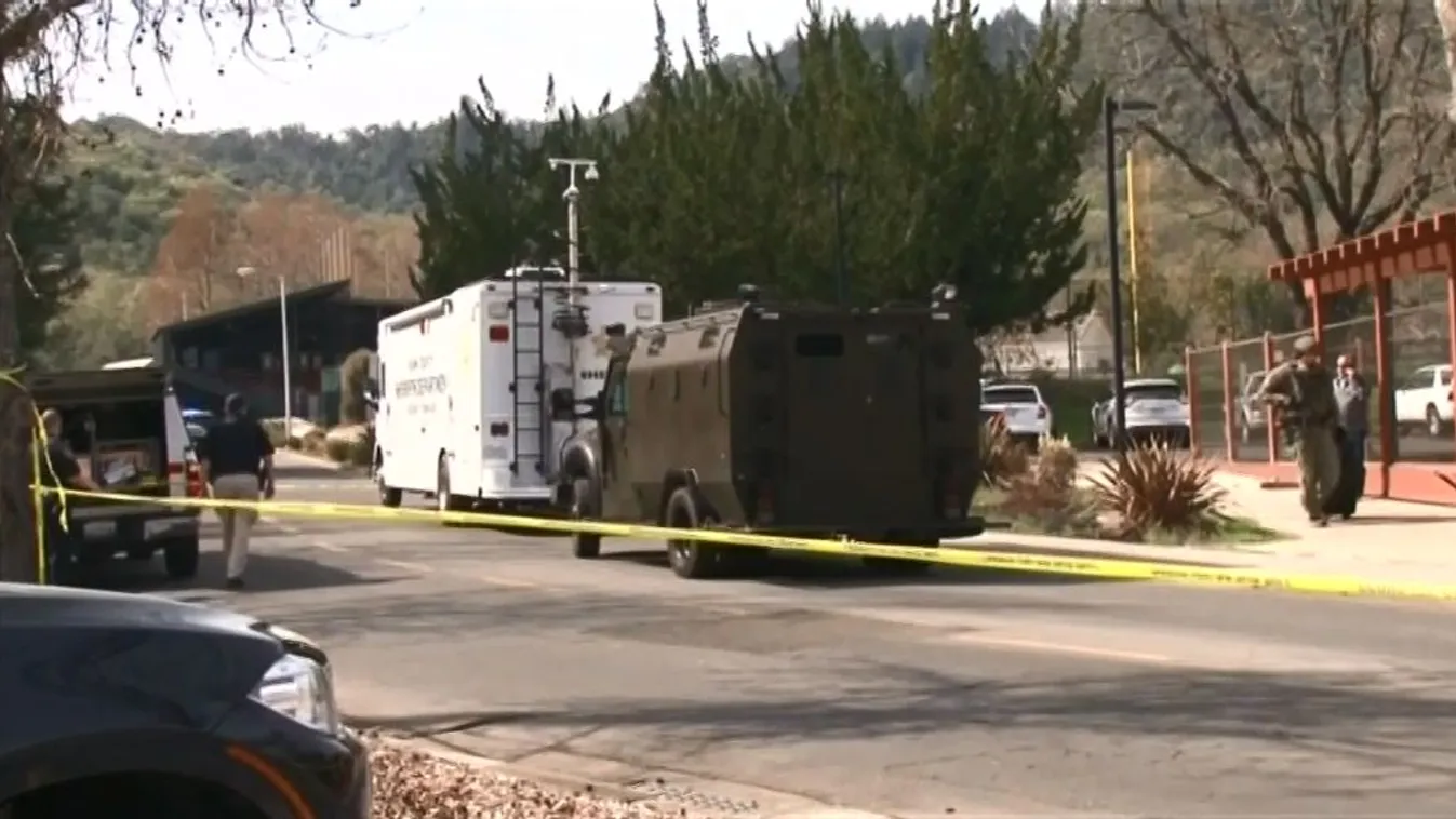 Túszaival és magával is végzett