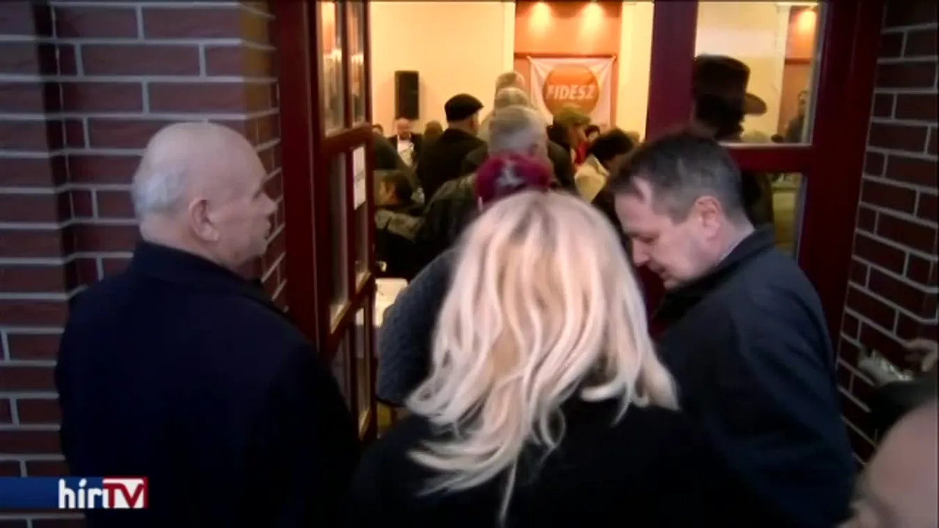 Megpróbáltuk a bevándorláson kívül más ügyekről kérdezni a fideszeseket