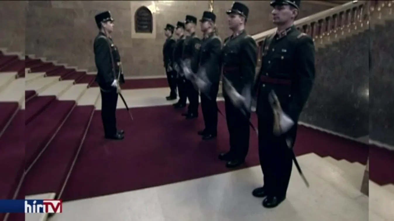 Rendesen bevásároltak Kövér házőrségének