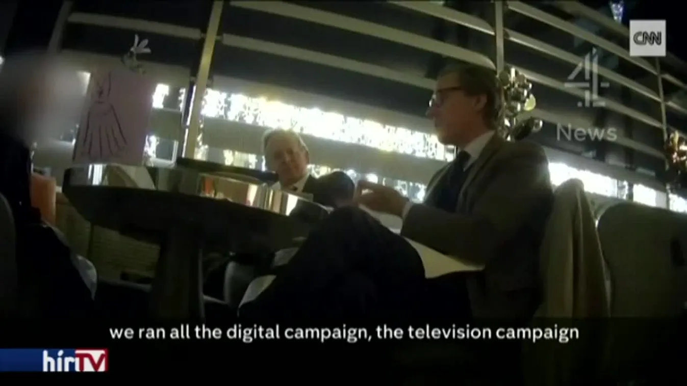 Facebook-botrány: lemondott a biztonsági igazgató