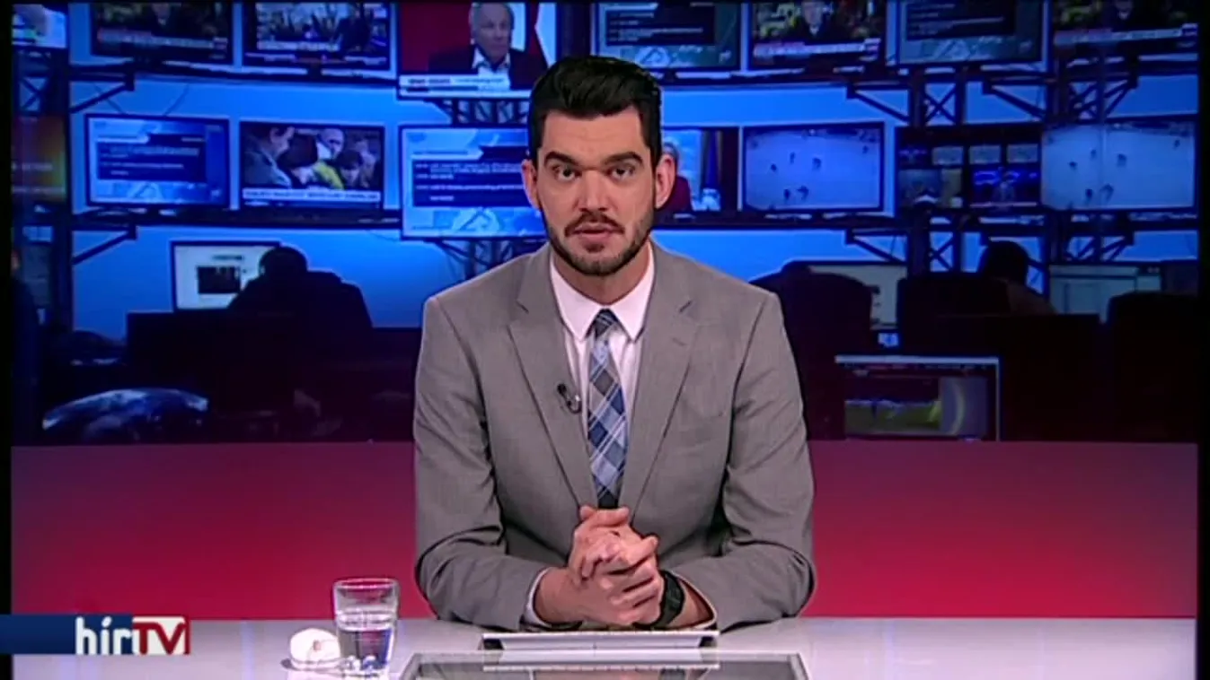 Eltüntették Lázár és Tiborcz bálozós fotóit