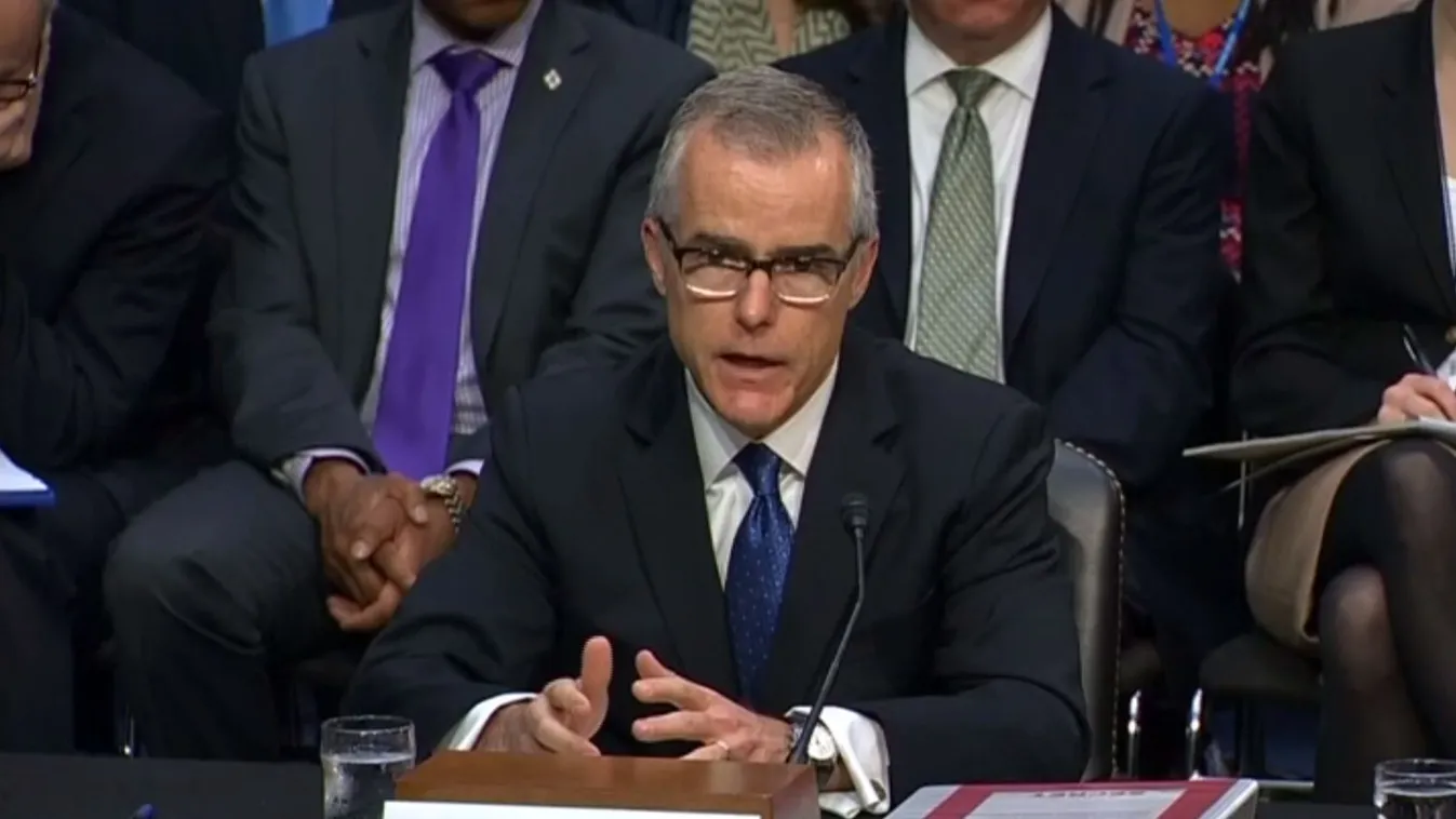 Kirúgták az FBI korábbi igazgatóhelyettesét