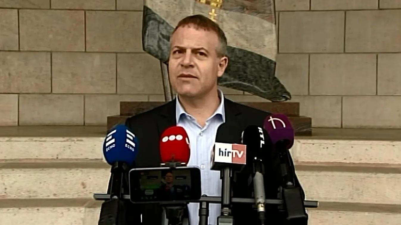 Juhász példát szeretne mutatni visszalépésével