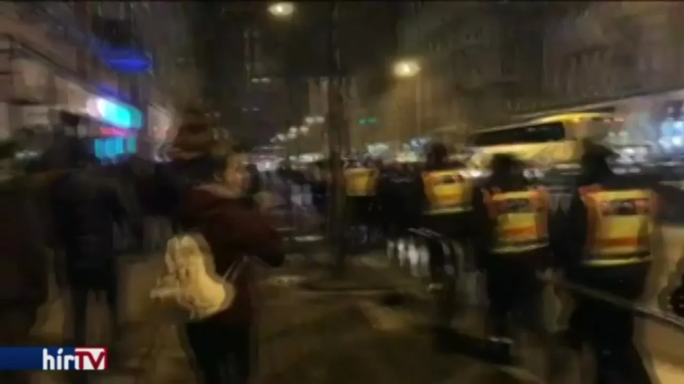 Diáktüntetés: sorra küldik ki az 50 ezres büntetéseket