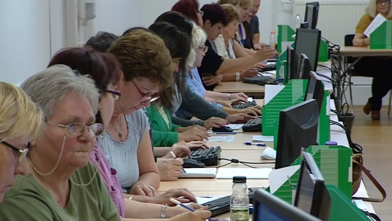 Elhunytak nevével adtak le ajánlásokat