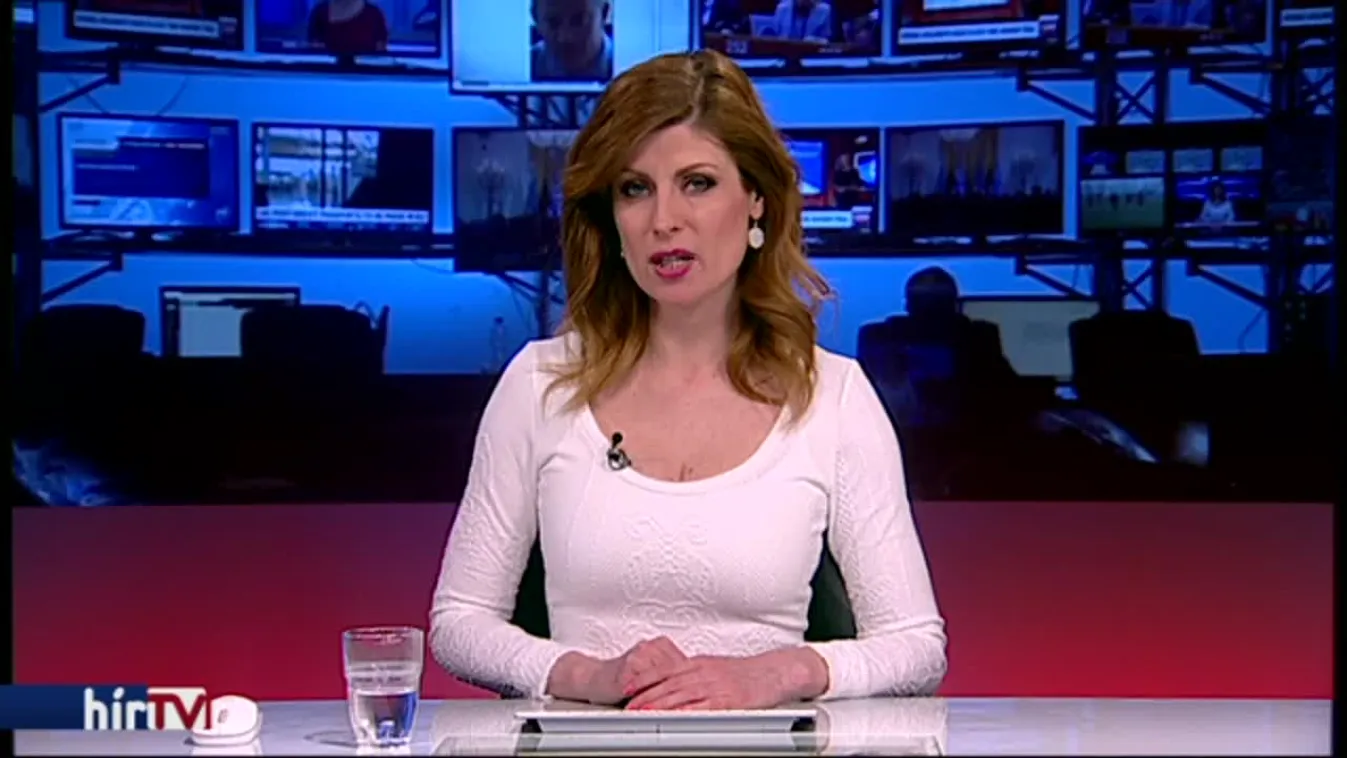 Egy biztos, Gulácsi kezd a kapuban