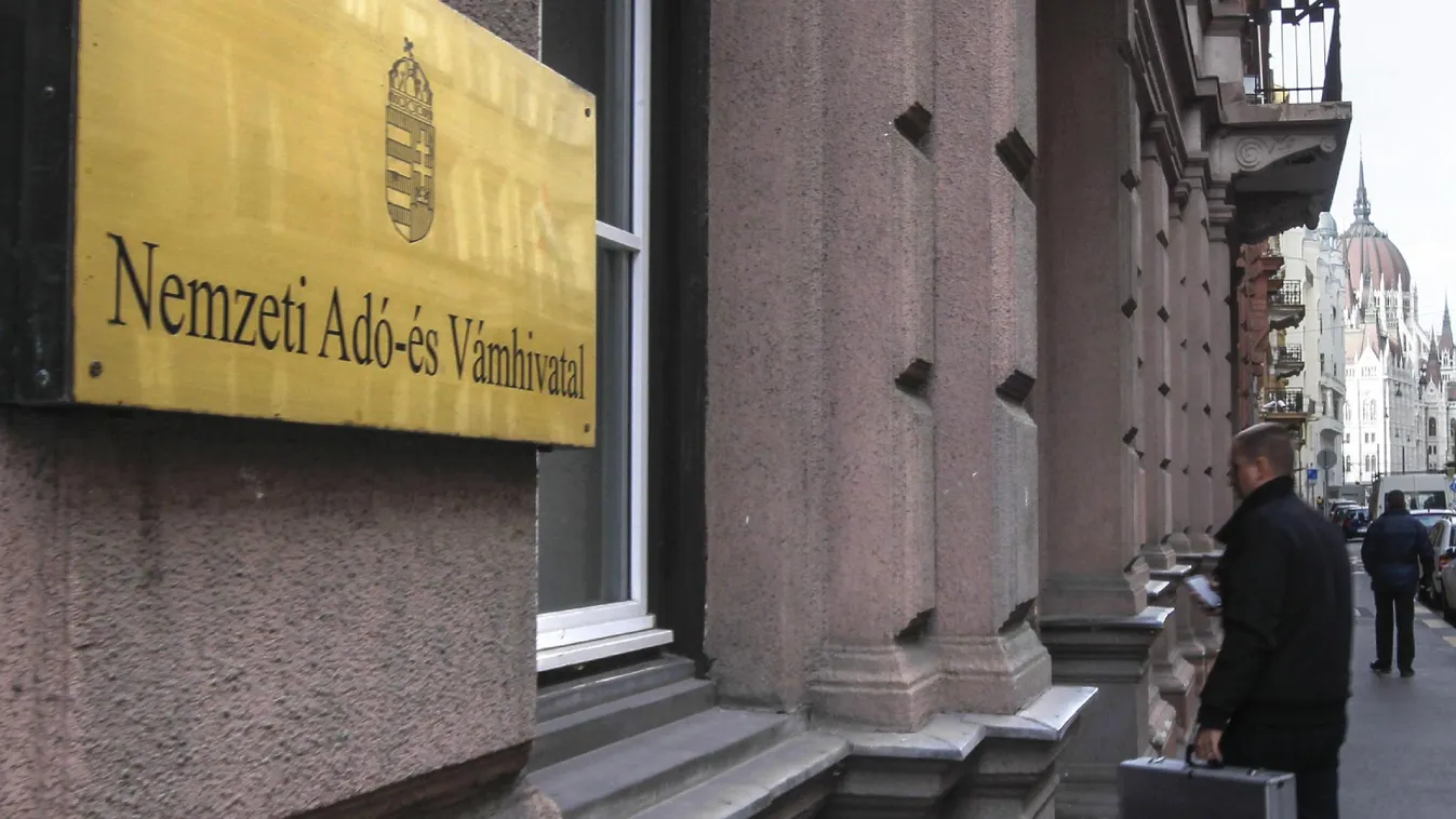 Áfacsalás gyanújával hallgatták ki Kuna Tibor