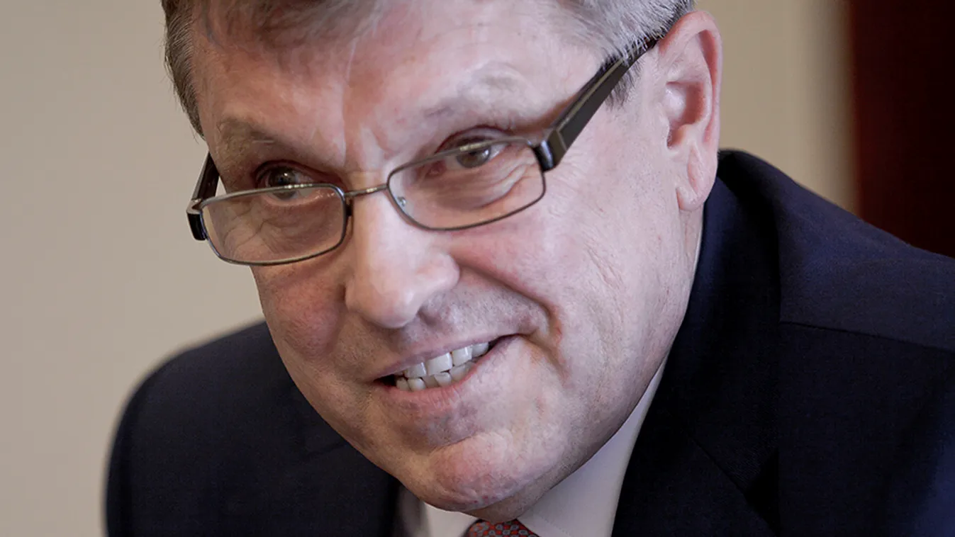 Matolcsy György megfejtette: a pénz boldogít