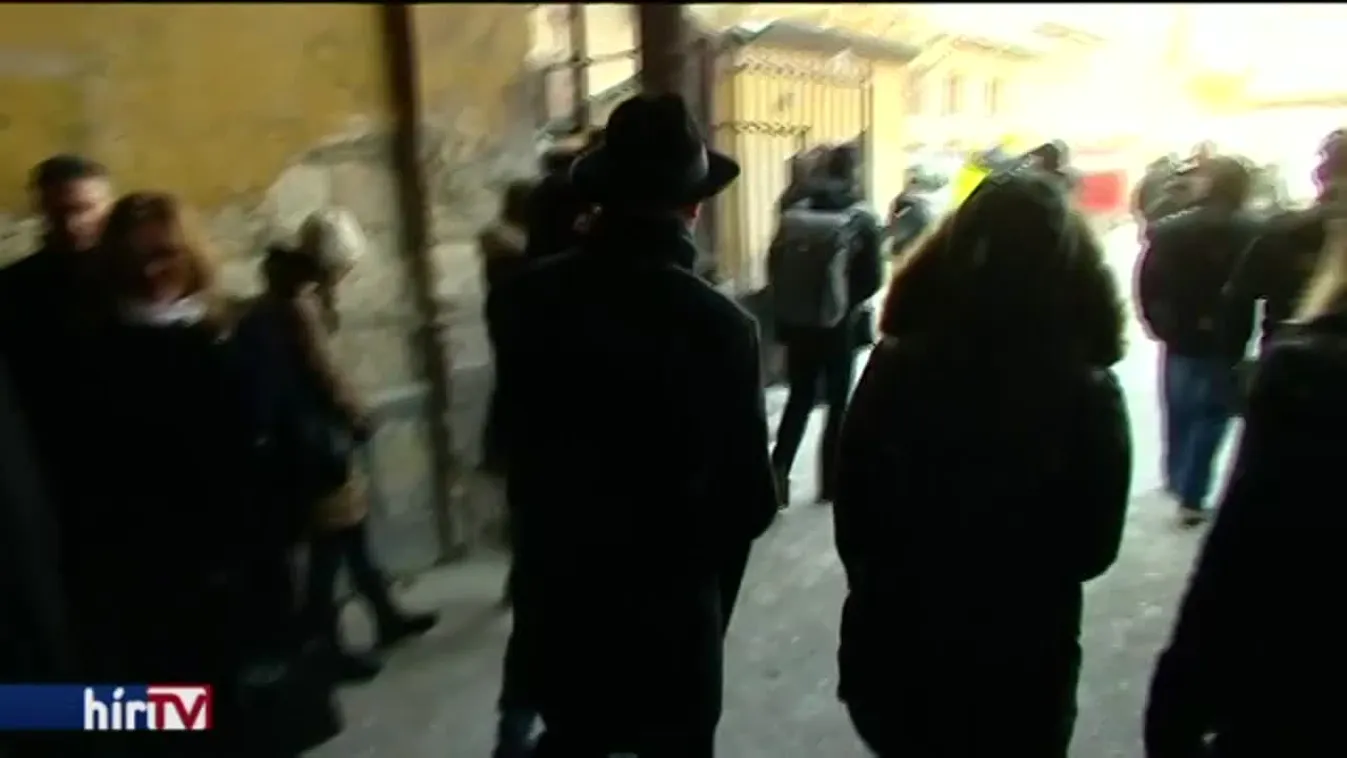 Új roma oktatási központot hoz létre a magyar kormány