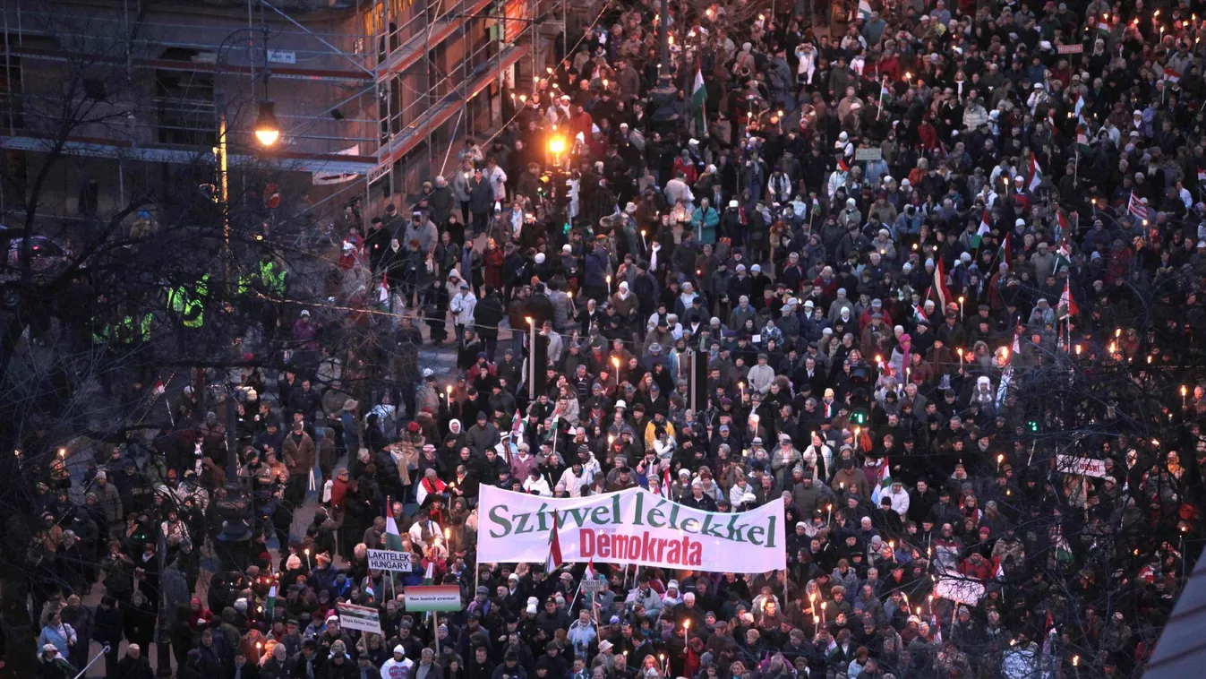 Bencsik: Pártpénzen utaztatja a Fidesz a békemeneteseket