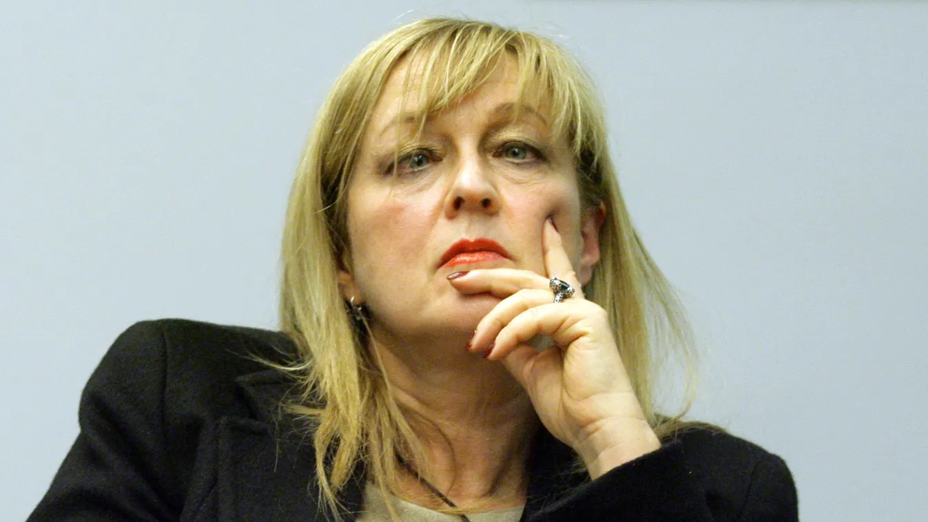 Titkolja Schmidt Mária, hogy Soros-ösztöndíjat kapott