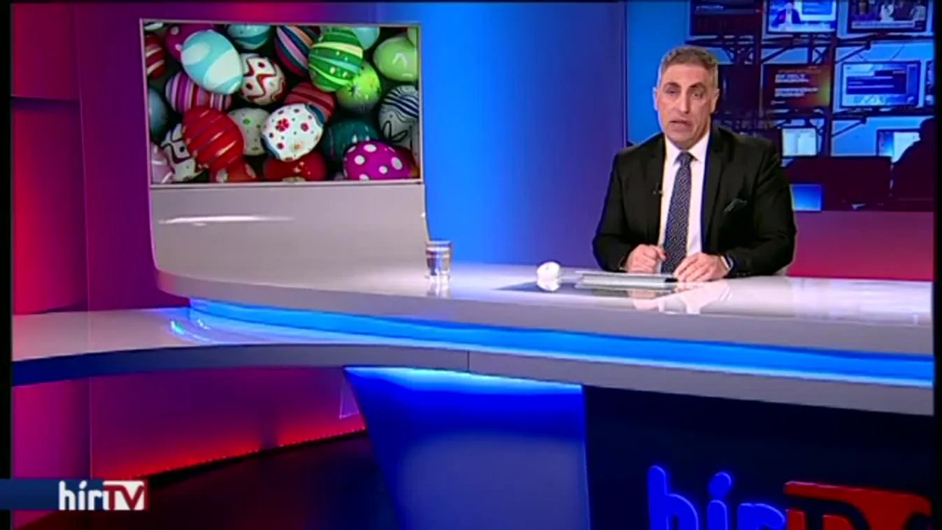 Csodájára járnak a balatonfűzfői tojásfának