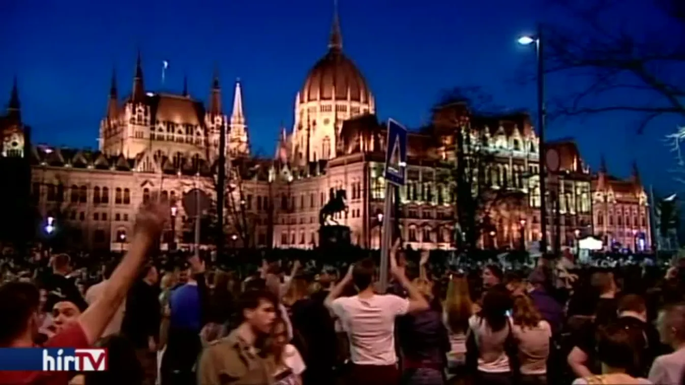 Csak úgy buktatható meg Orbán, ha összefognak az emberek