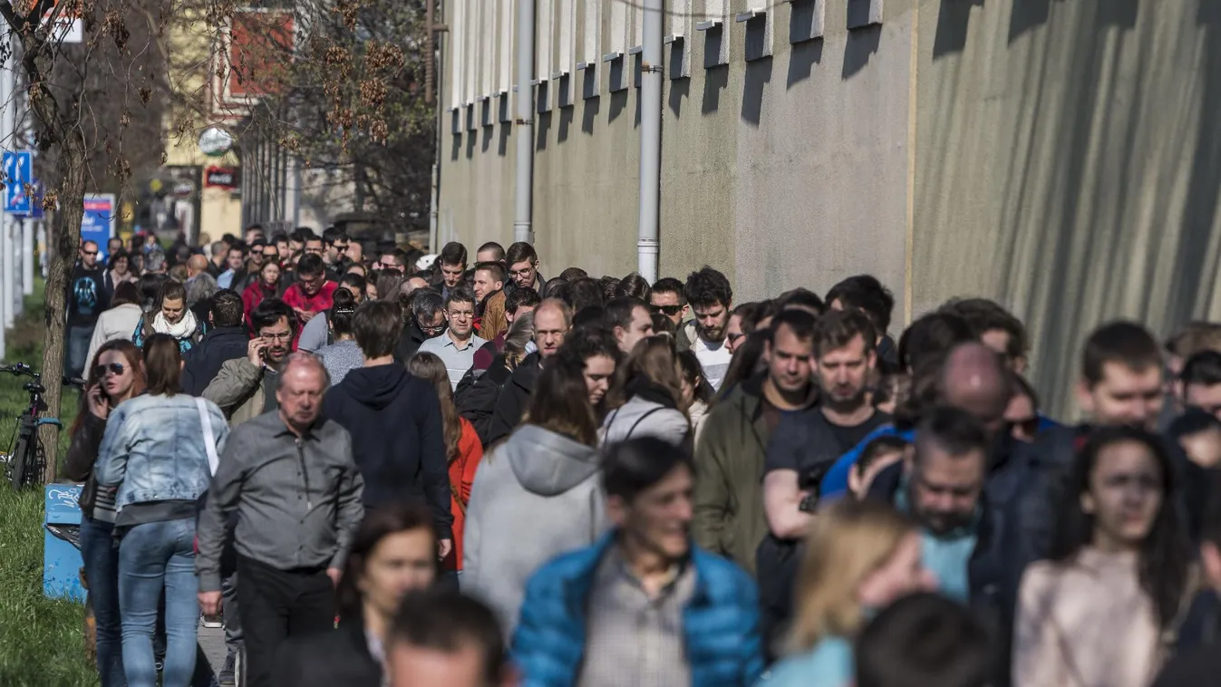 3 333 298-an voksoltak 13 óráig