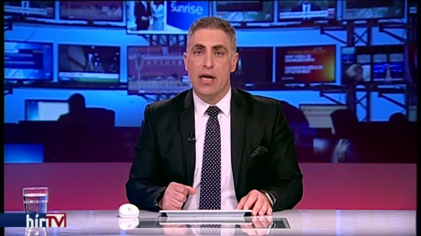 Kurier: Orbán a foci és az oligarchák királya