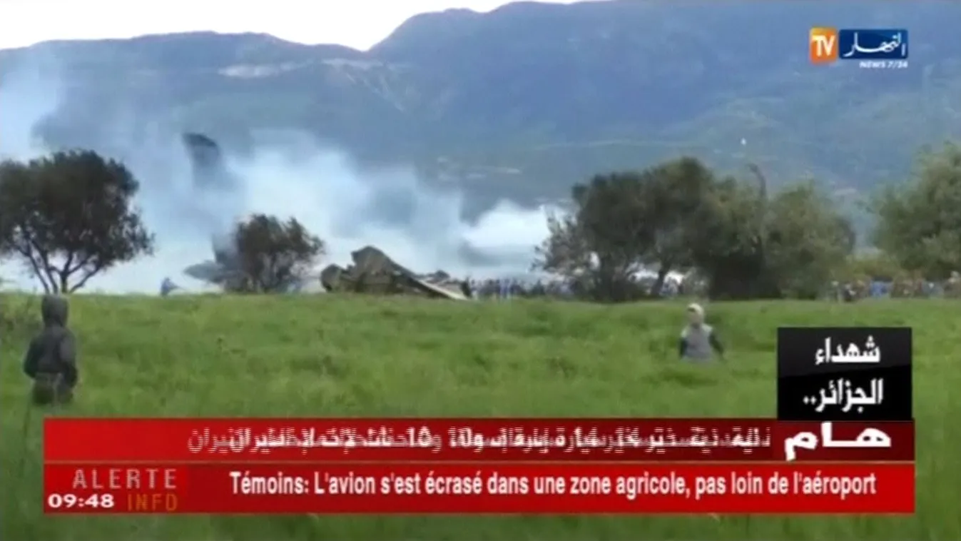 Katonai gép zuhant le Algéria fővárosa közelében