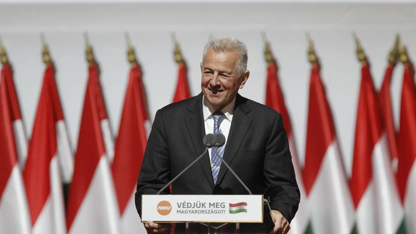 Táncra perdült Schmitt Pál