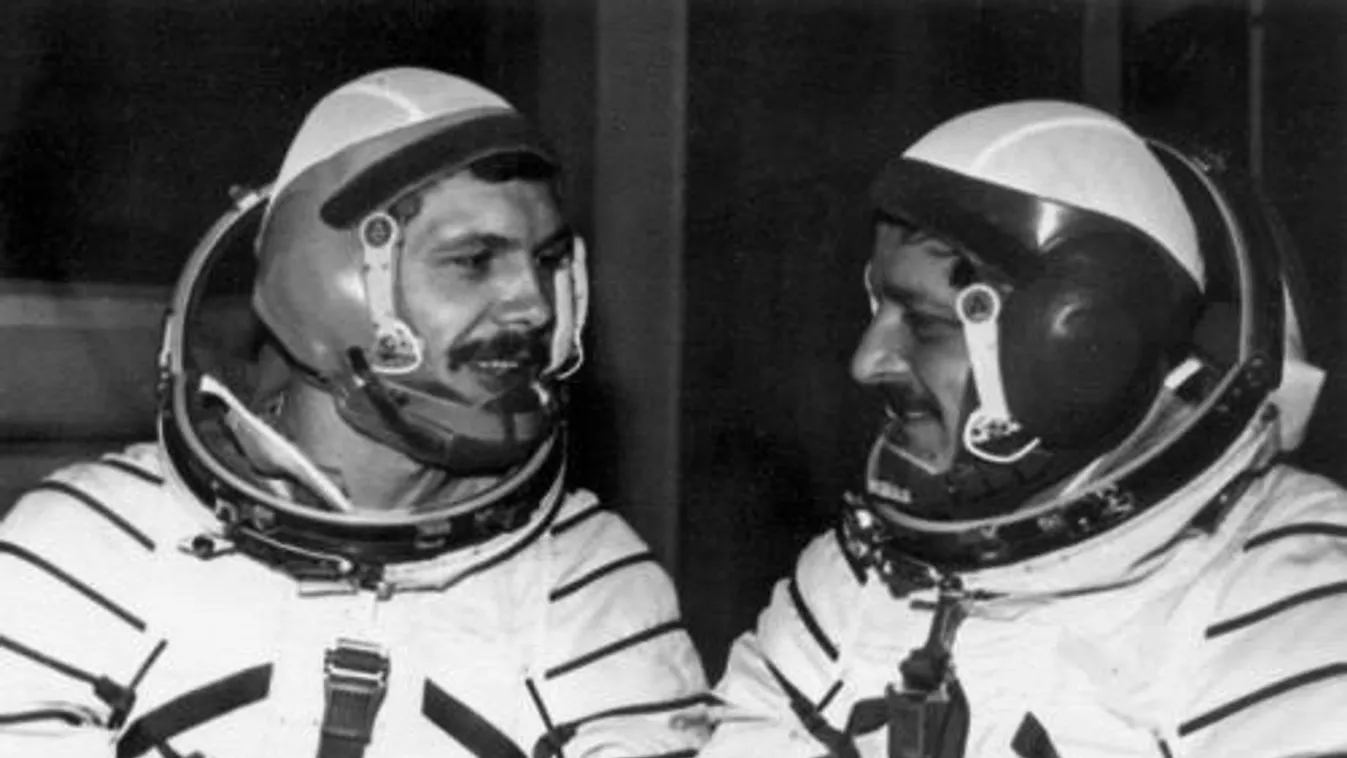 Elhunyt Magyari Béla űrhajós