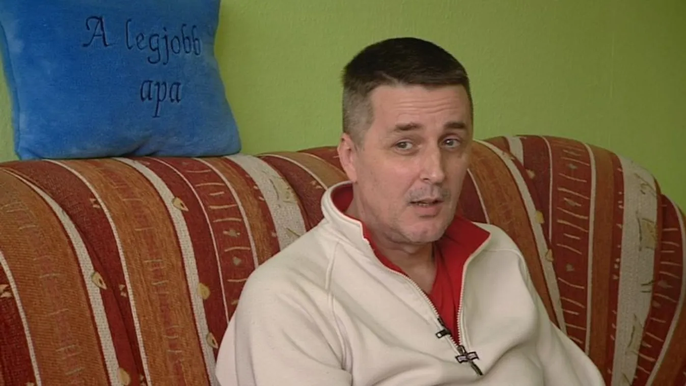 Továbbra is taníthat a pofozkodó néptánctanár