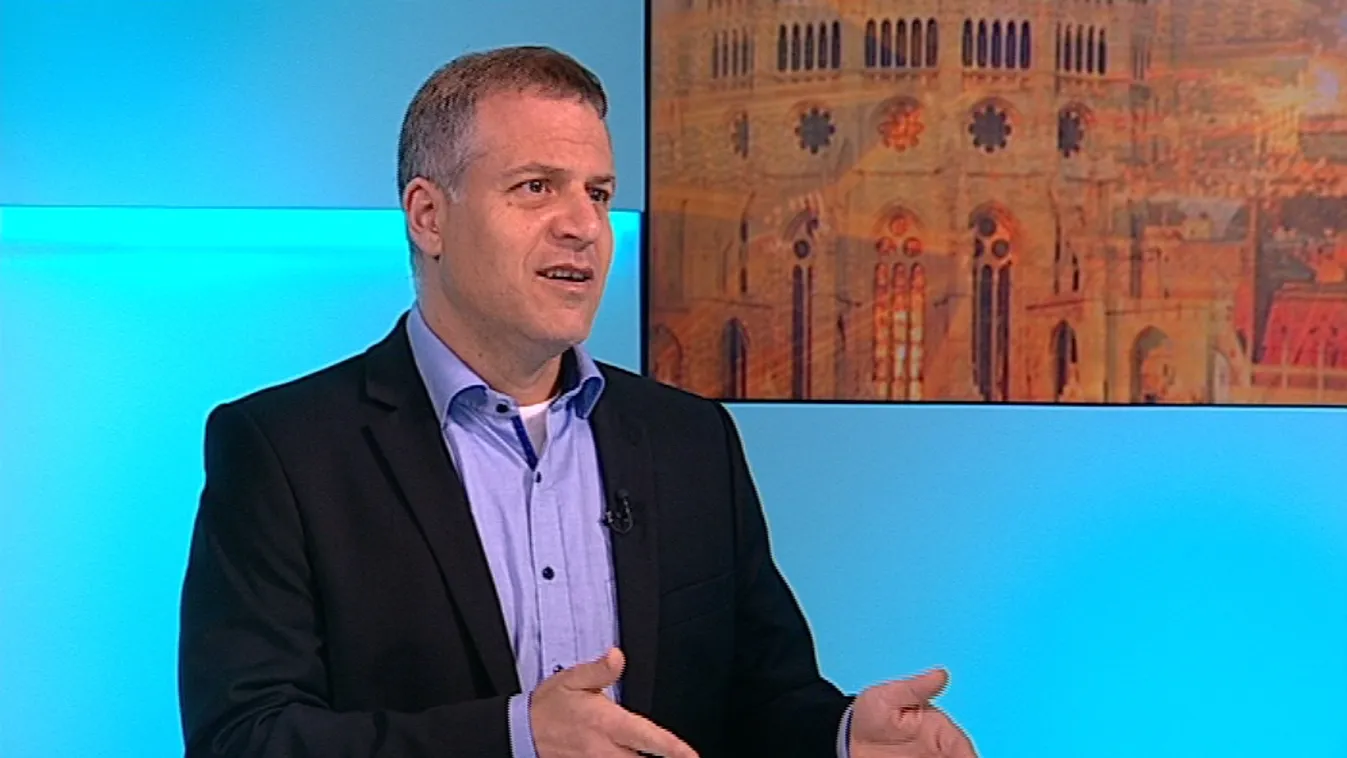 Juhász: Az Együttnek a fennmaradásért is meg kell küzdenie