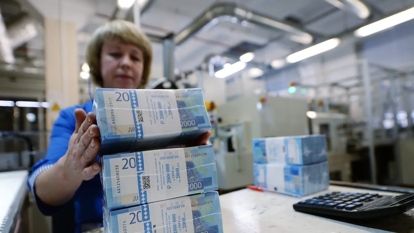 Nagyot zuhant a rubel