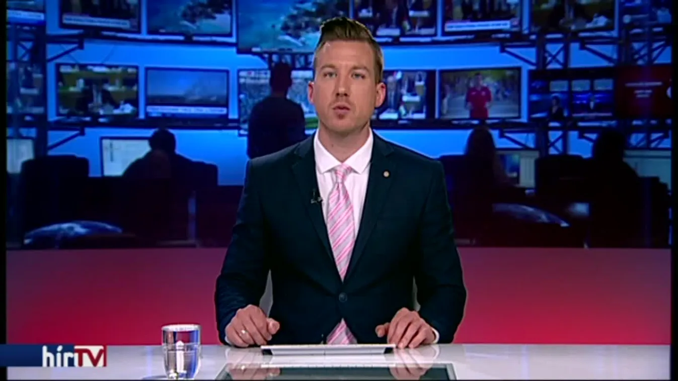 Jobbik: Egyértelművé kellett volna tenniük, a kerítés marad, Orbán megy