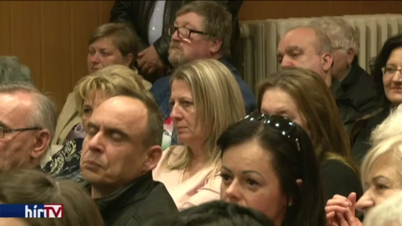 Migránsokkal riogatott az egykor menekülteket segítő lelkész