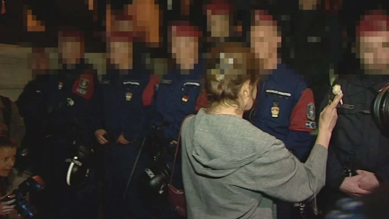 Hiába a riogatás, békés volt a tüntetés