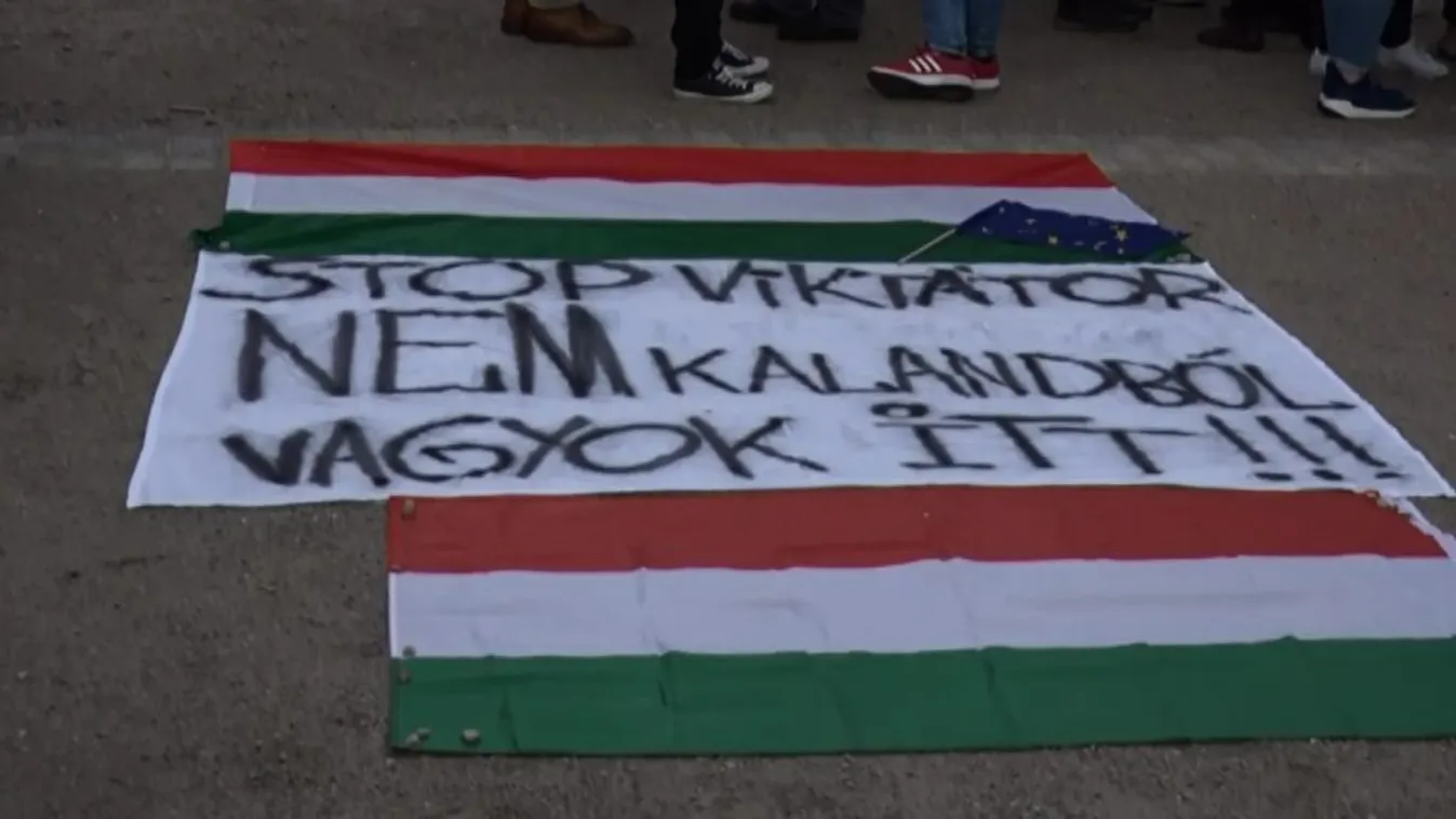 Brüsszelben magyarok is tüntettek a demokráciáért