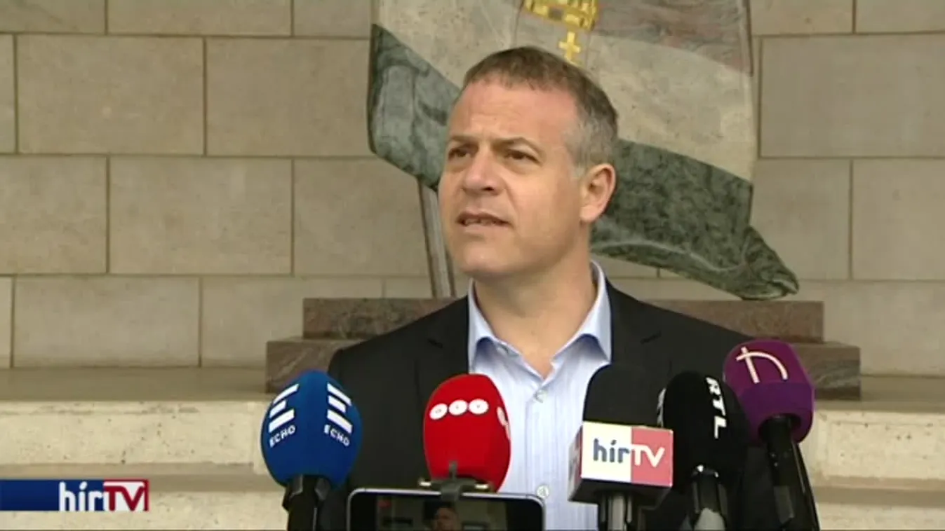 Szél: Csárdi Antal nem lép vissza a Belvárosban