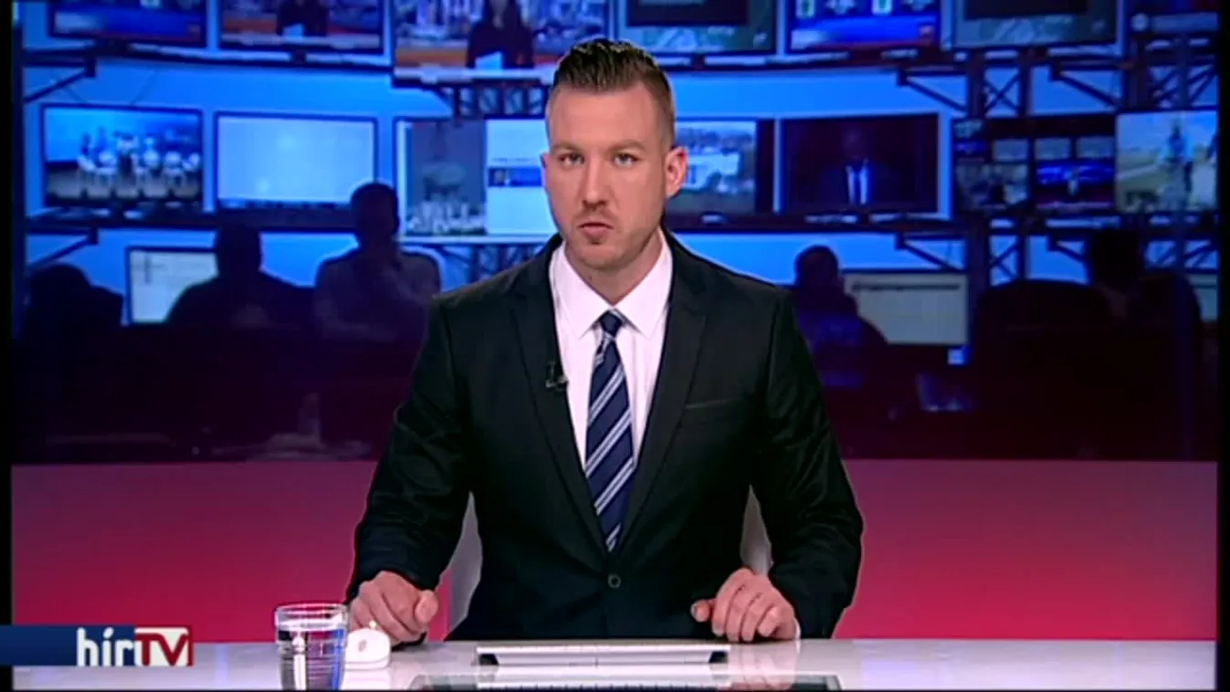 Elkezdték átadni a pártoknak a választási jegyzőkönyveket