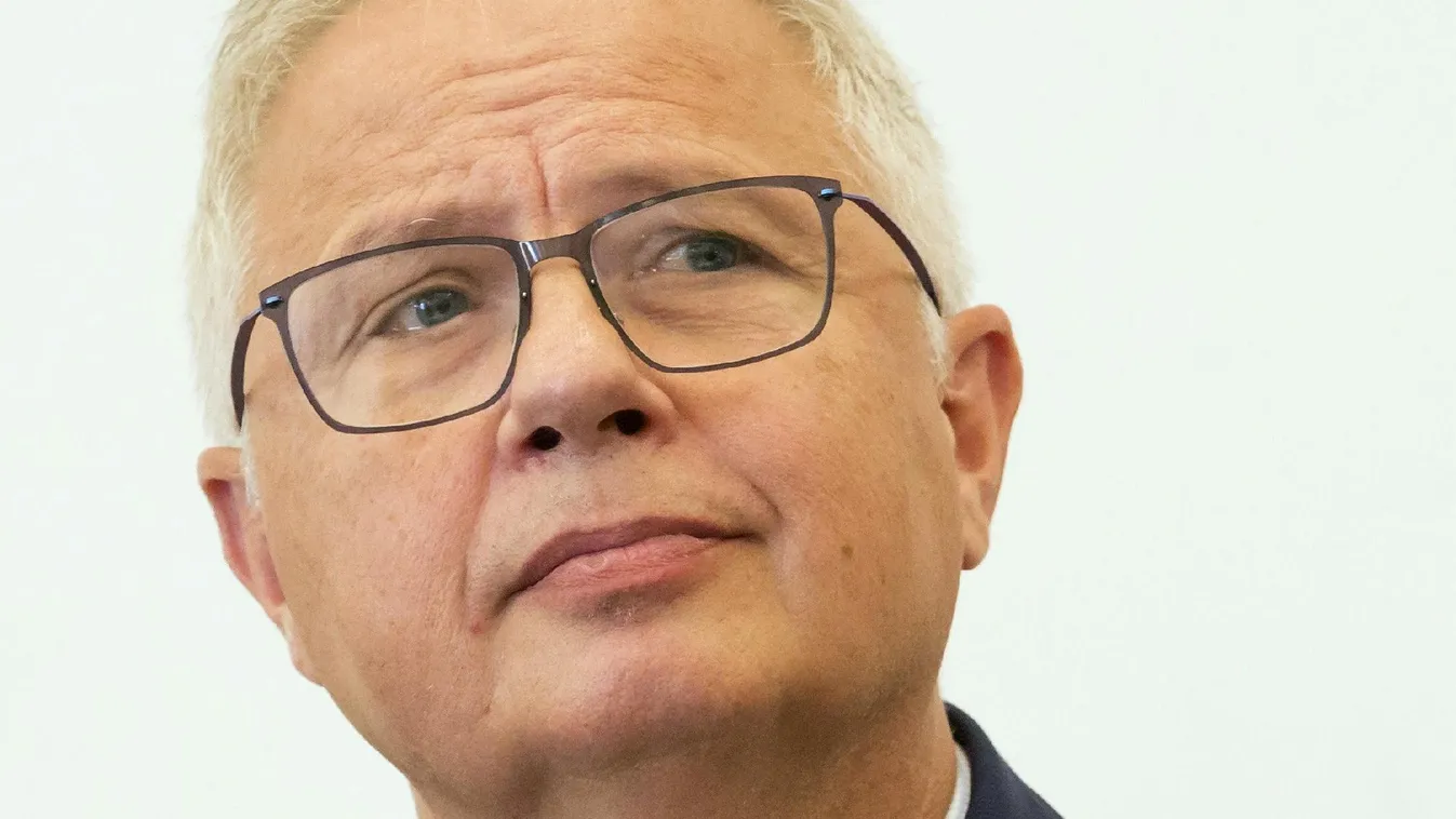 Trócsányi: A demokrácia olyan, mint a levegő, észre sem vesszük