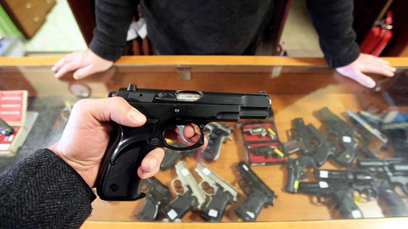 Cikke miatt lőttek rá az újságíróra