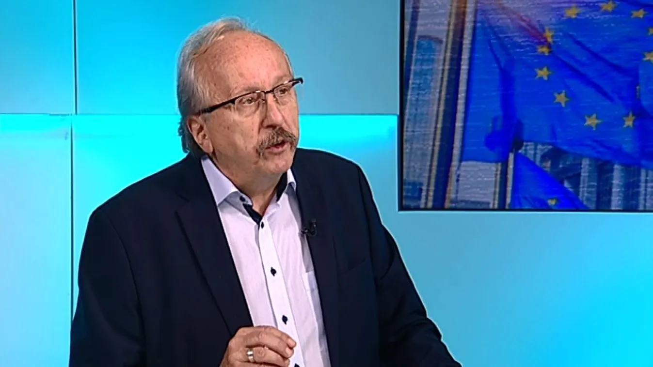 Niedermüller: Részt kell venni a menekültválság közös megoldásában