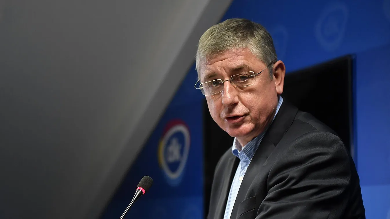 Lemondatnák az új minisztert – Reggeli járat