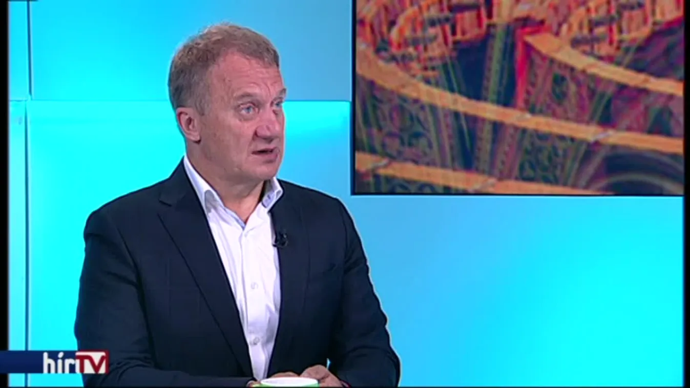 Meghagyná a határkerítést a DK