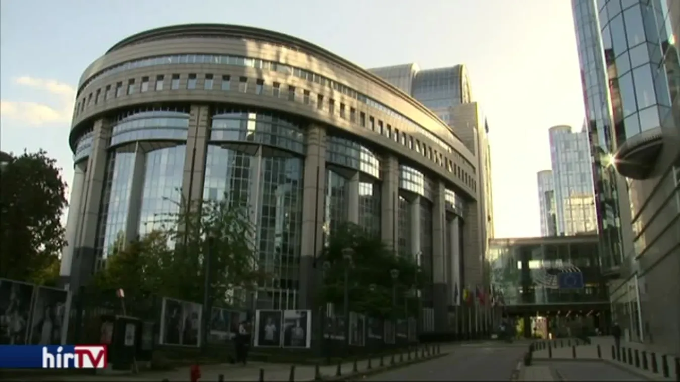 Akár a migránskérdés miatt is bukhat uniós pénzt Magyarország