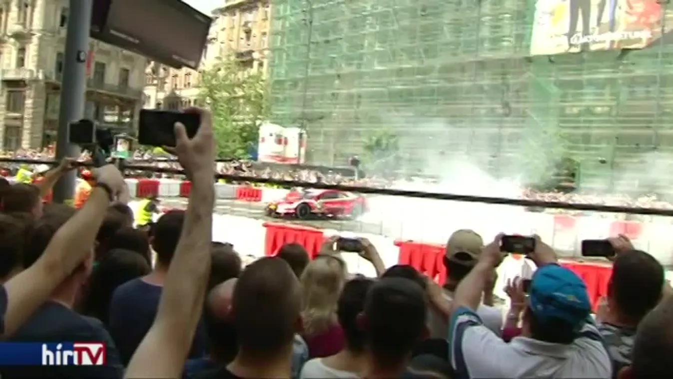 Légi bemutató és Forma-1-es autók – totális izgalmak Budapesten