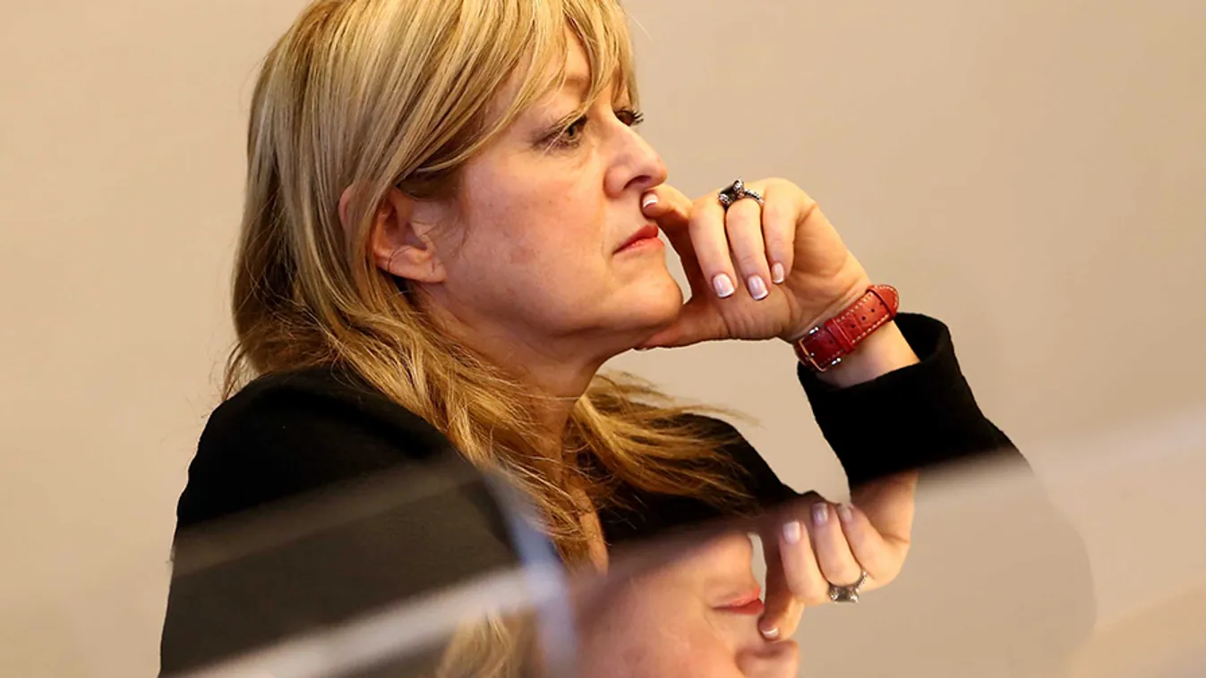 Schmidt: Inkorrekt beszélgetésre készülünk