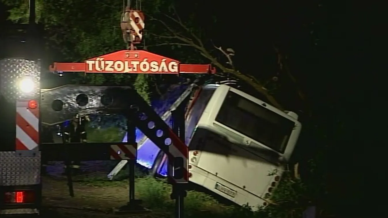 Kilenc sérültje van a balesetnek