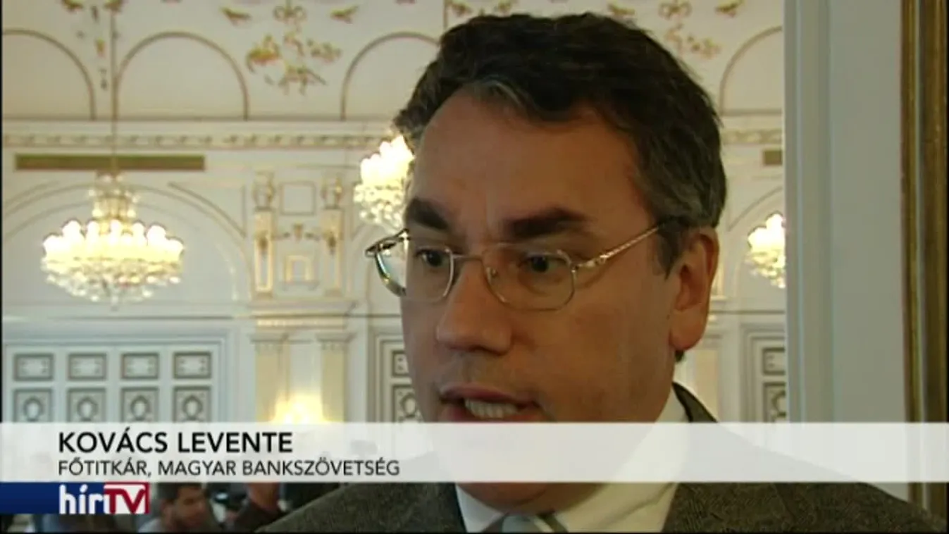 Hiába a rekordnyereség, Csányi eltörölné a bankadót