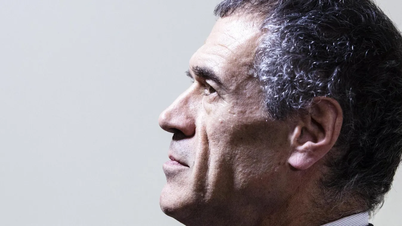 Carlo Cottarelli, a tűzoltó